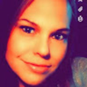 Meet your Posher, Elissa